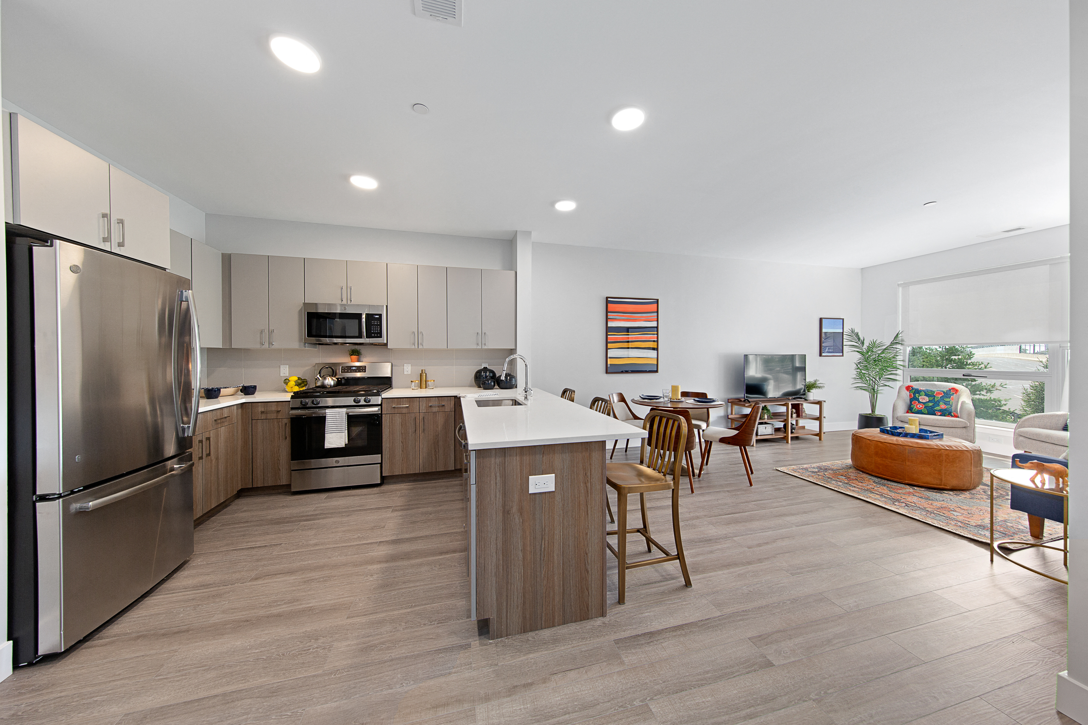 Alto Fairfield Metro is a similar property to 5545 Park Fairfield located in Fairfield